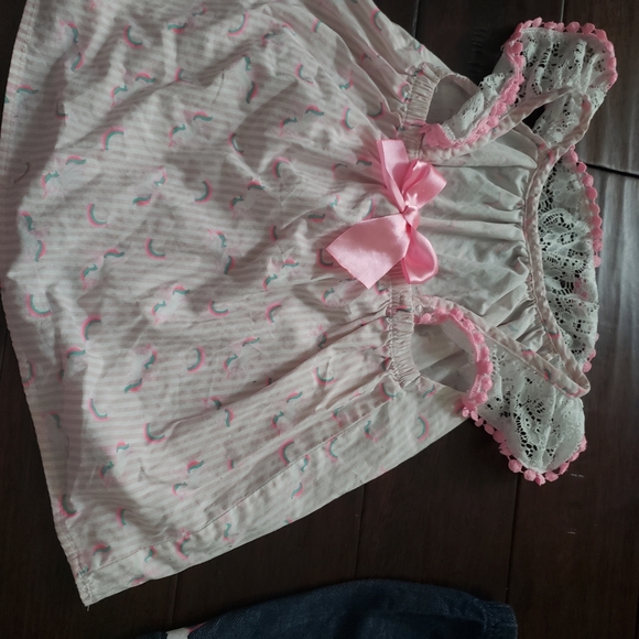 Girls White & Pink Rainbow Short Set - Picture 4 of 5